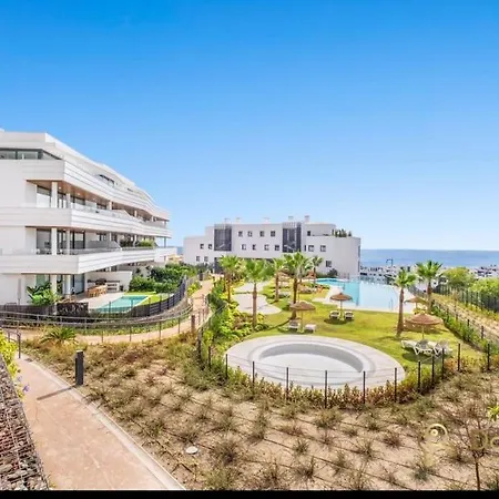 Con Jardin Y Piscina Privada En Higueron West * 푸엔히롤라