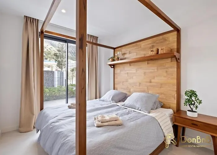 Con Jardin Y Piscina Privada En Higueron West * Fuengirola