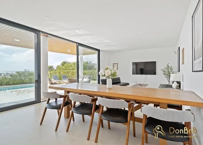 Con Jardin Y Piscina Privada En Higueron West *