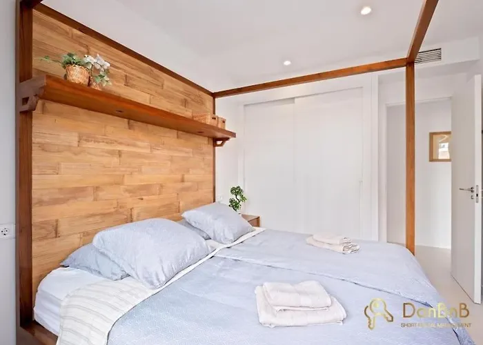 Con Jardin Y Piscina Privada En Higueron West Appartement